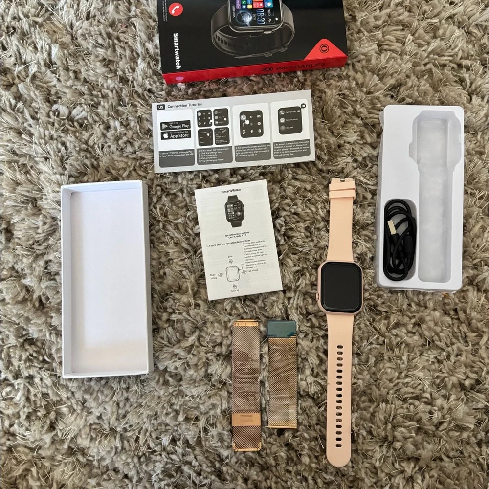 New Smartwatch with Pink band and extra rose gold band